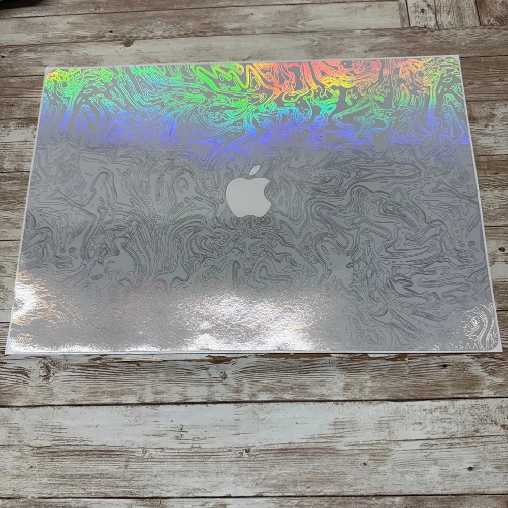 Dbrand Apple 16